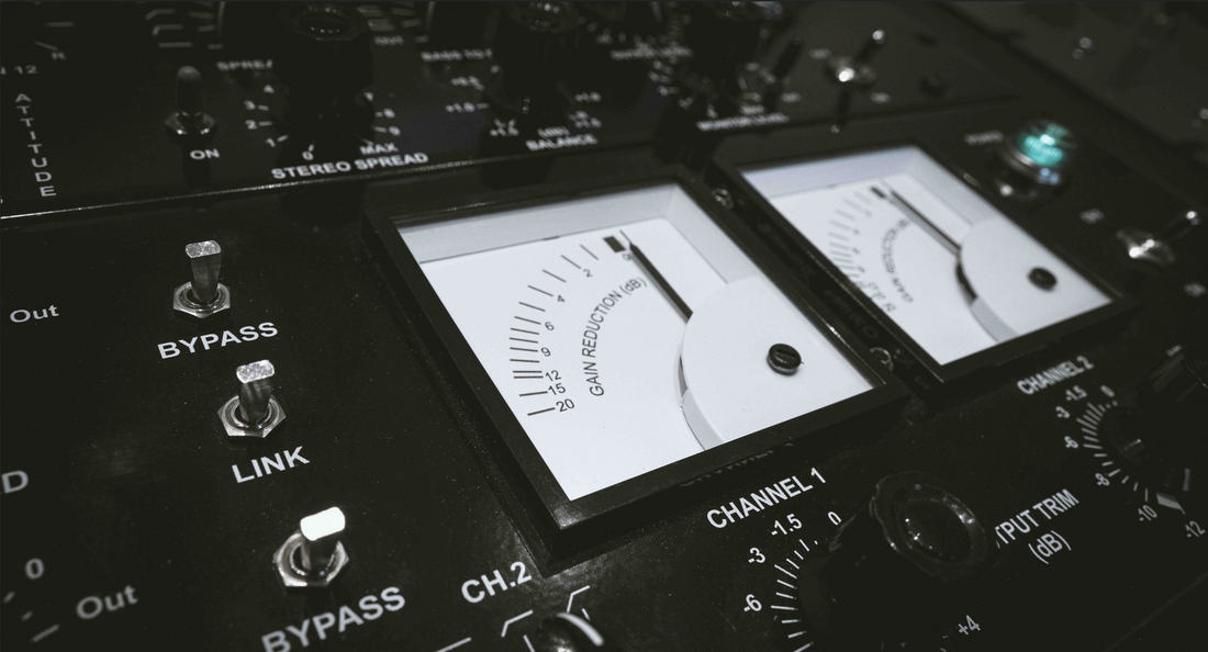 analog hardware mastering device vs ai mastering